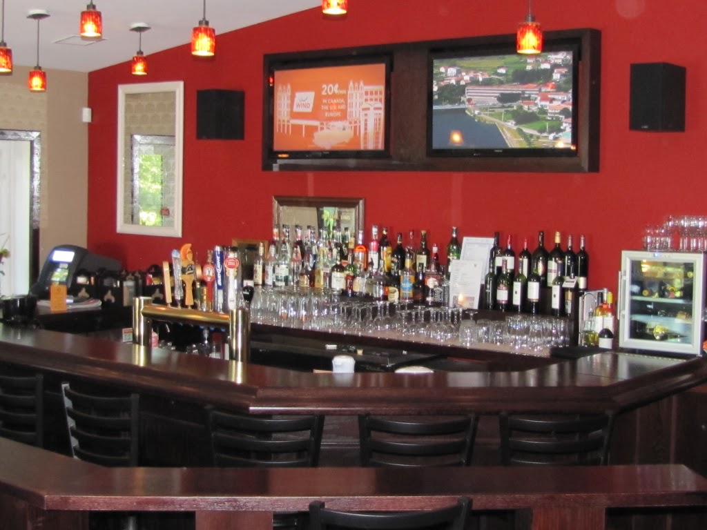 Frosty Pint Pub | 110 Ferguson Rd, Gravenhurst, ON P1P 1P7, Canada | Phone: (705) 687-4333