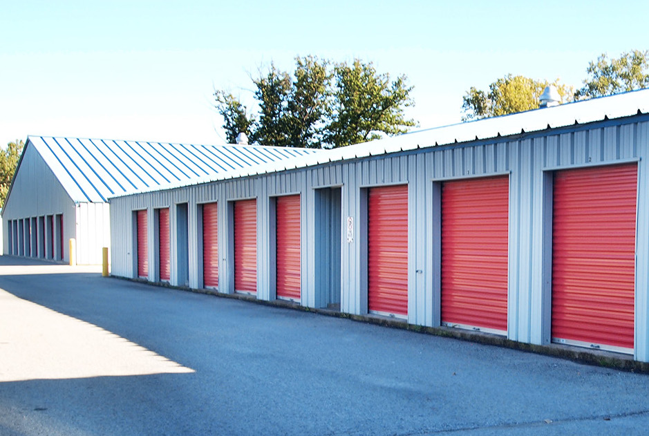 Vaultra Self-Storage - Lundys Treasure Chest | 6550 Oakwood Dr, Niagara Falls, ON L2G 0H9, Canada | Phone: (905) 356-6500