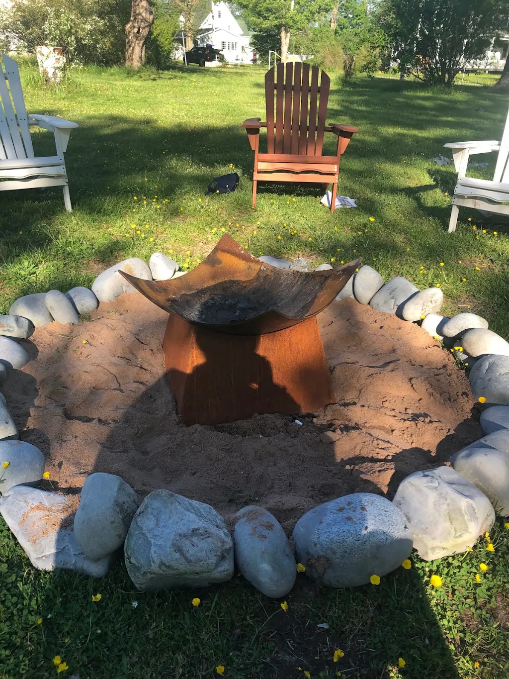 King Street Cottages | 46 King St, Shelburne, NS B0T 1W0, Canada | Phone: (250) 616-3364
