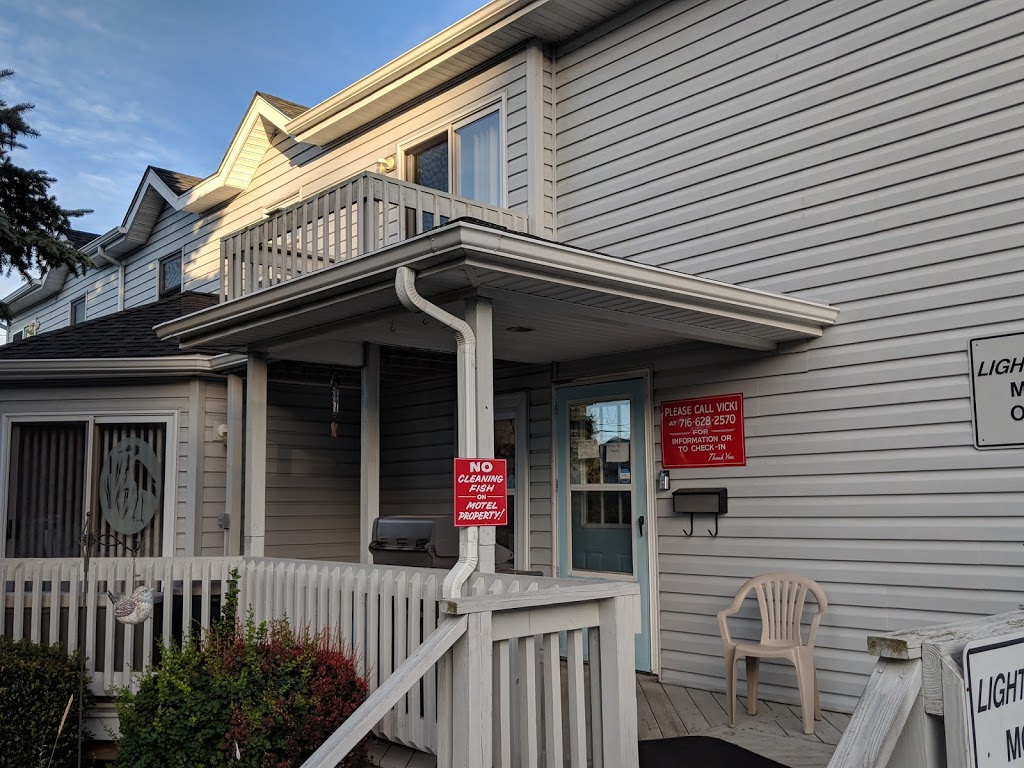 Lighthouse Motel | 1562 Van Buren St, Olcott, NY 14126, USA | Phone: (716) 778-7270
