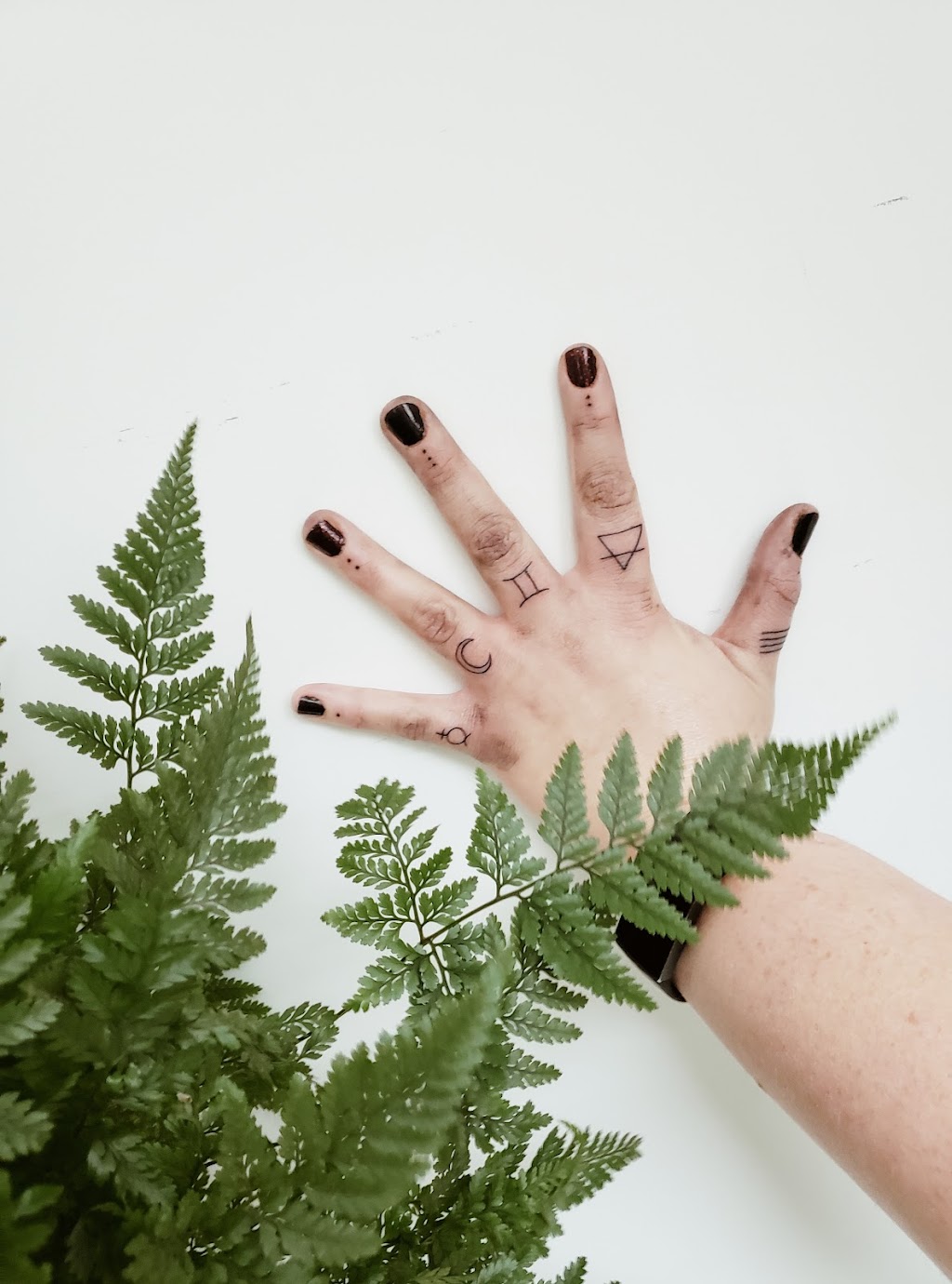 Carbon Creek Tattoo | 106 Centennial St, Sparwood, BC V0B 2G0, Canada | Phone: (306) 690-3790