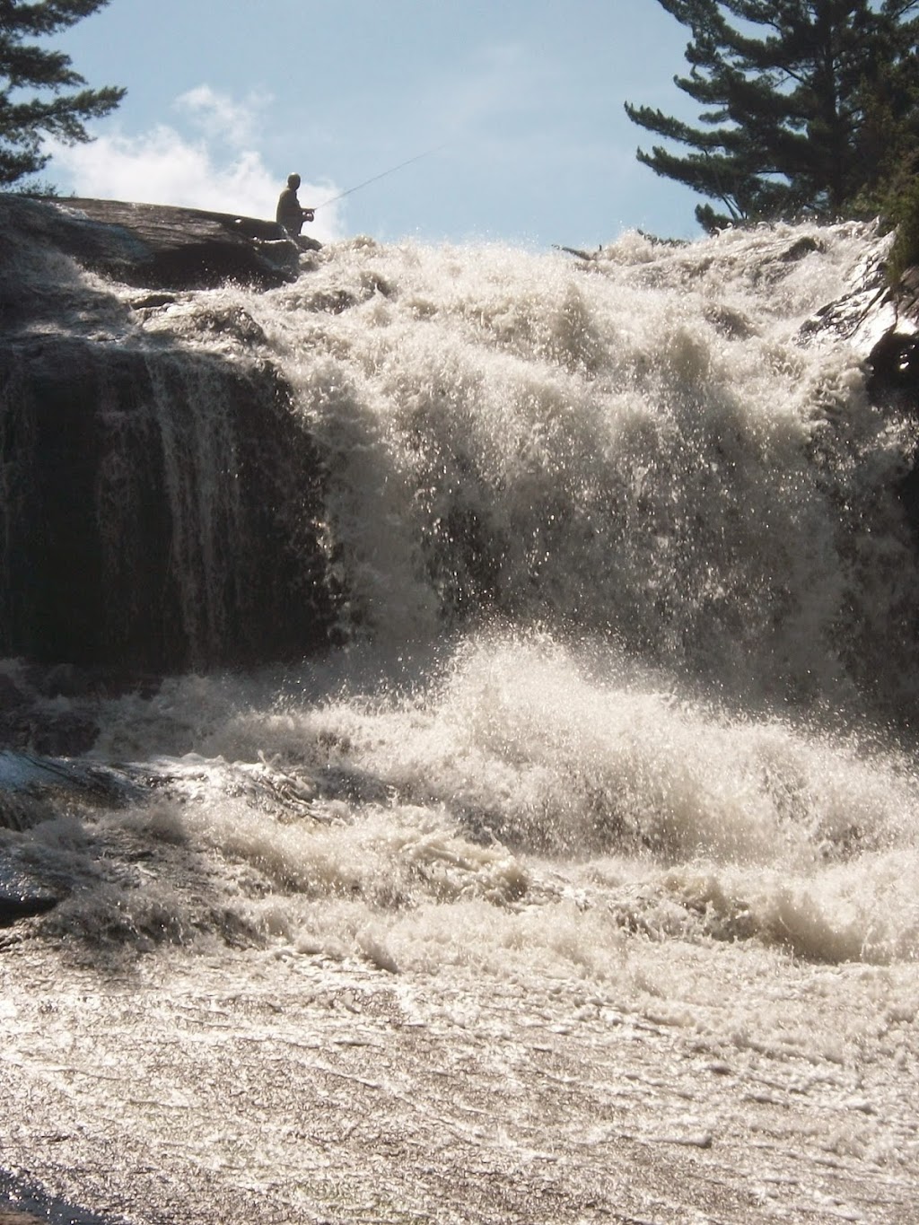 Red Deer Log Cabins | 6471 Highway 523, Madawaska, ON K0J 2C0, Canada | Phone: (613) 637-5215