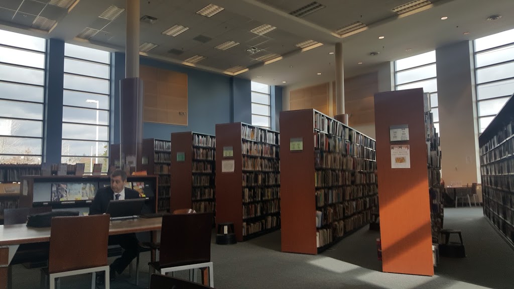 Richmond Hill Public Library - Richmond Green Library | 1 William F. Bell Pkwy, Richmond Hill, ON L4S 2T9, Canada | Phone: (905) 780-0711