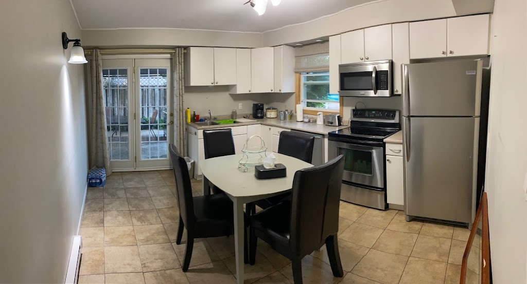 Lakeview Motel | 378 Queen St, Kincardine, ON N2Z 2R2, Canada | Phone: (519) 396-3301