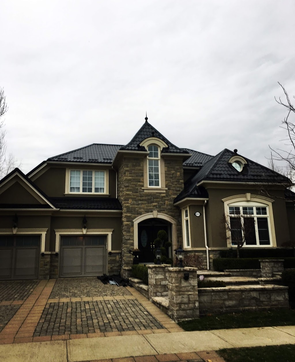 VG Reno Roofing | 311 The West Mall, Etobicoke, ON M9C 1C9, Canada | Phone: (647) 895-6693