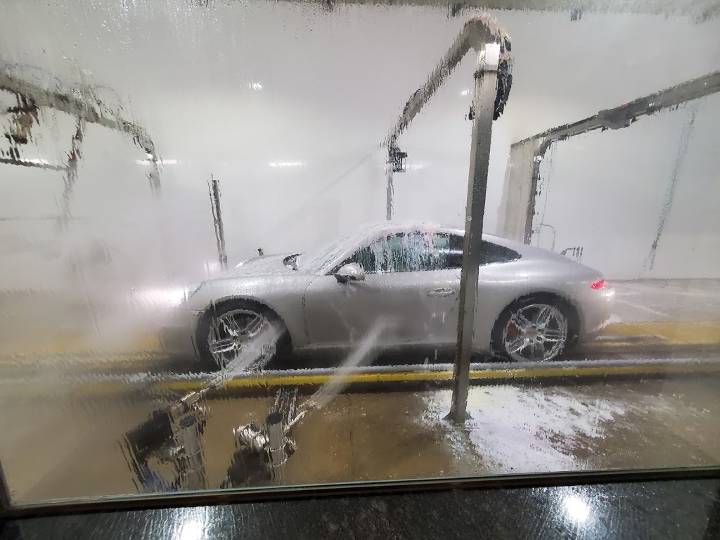 Dennys Car Wash | 1303 Cornwall Rd, Oakville, ON L6J 7W5, Canada | Phone: (905) 338-1115
