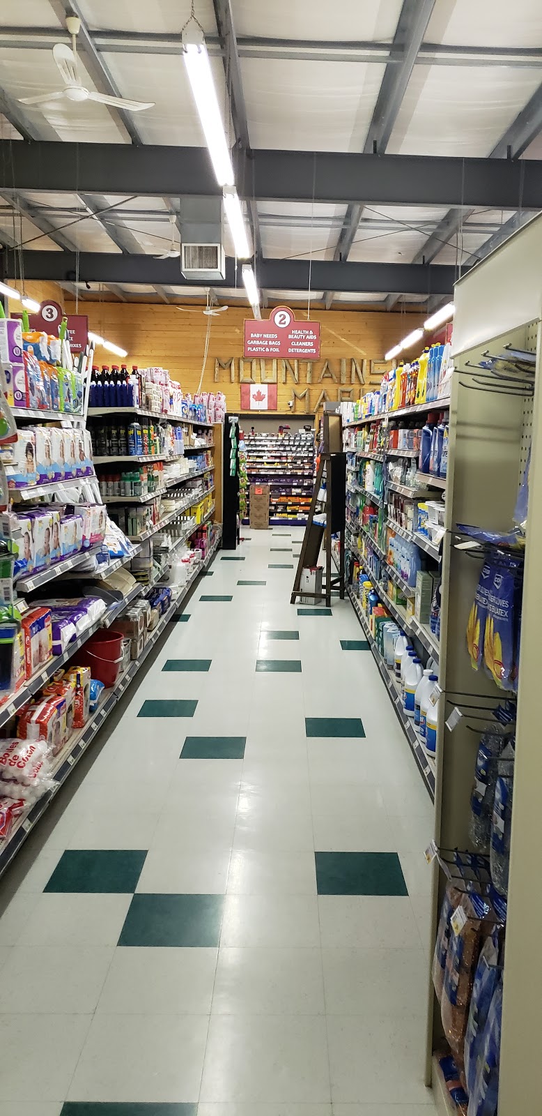 Radium Mountainside Market | 7546 Main St E, Radium Hot Springs, BC V0A 1M0, Canada | Phone: (250) 347-9600