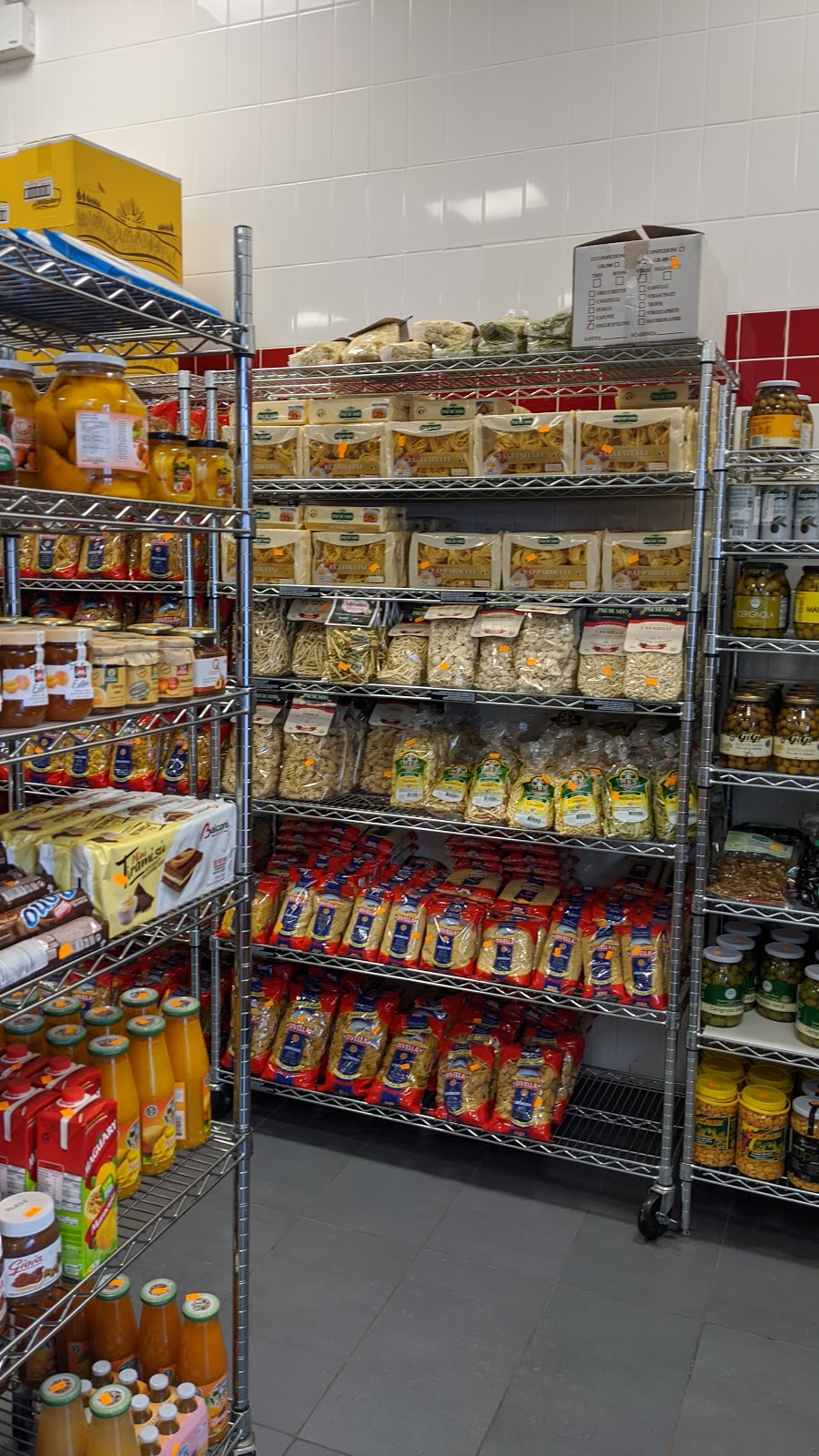 Italia Salami Co | 16 Fair Rd, Guelph, ON N1K 0A1, Canada | Phone: (519) 821-7430