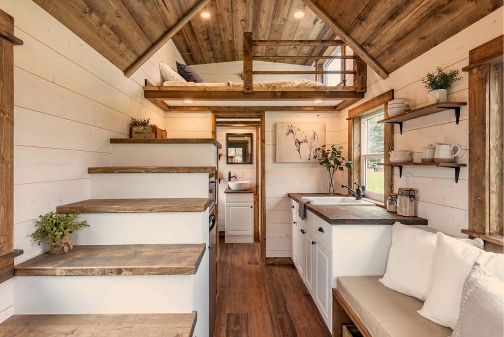 Tiny Footprint Homes | 43 1st Ave Unit B, Clinton, ON N0M 1L0, Canada | Phone: (519) 440-2800