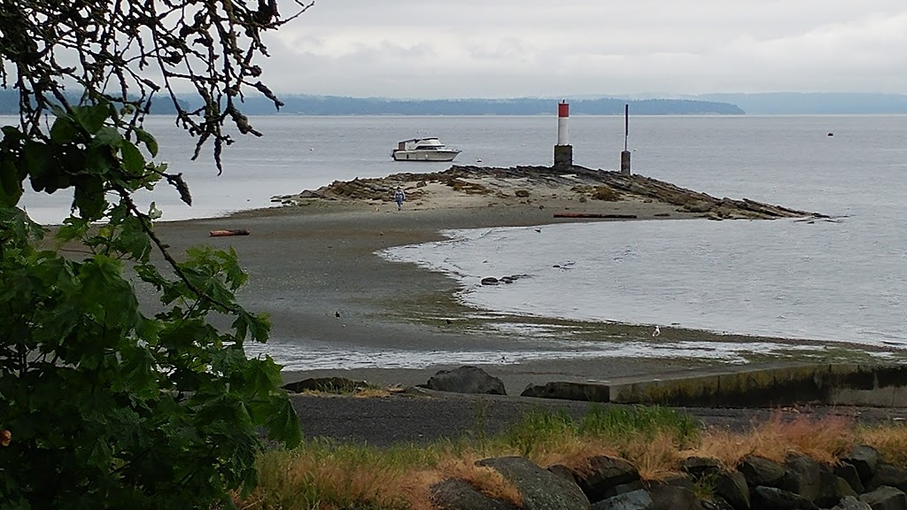 Kinsmen Beach Park | Pine St, Chemainus, BC V0R 1K1, Canada | Phone: (250) 746-3100