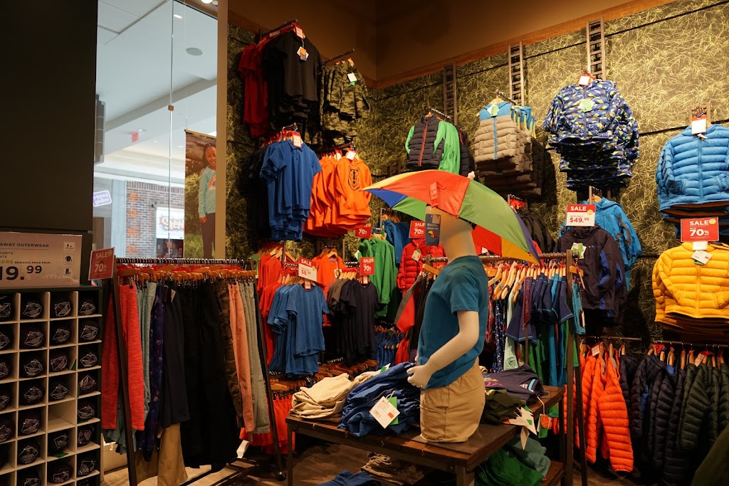 Mountain Warehouse | Shopping Centre, 419 King St W Unit 4070, Oshawa, ON L1J 2K5, Canada | Phone: (365) 442-0374