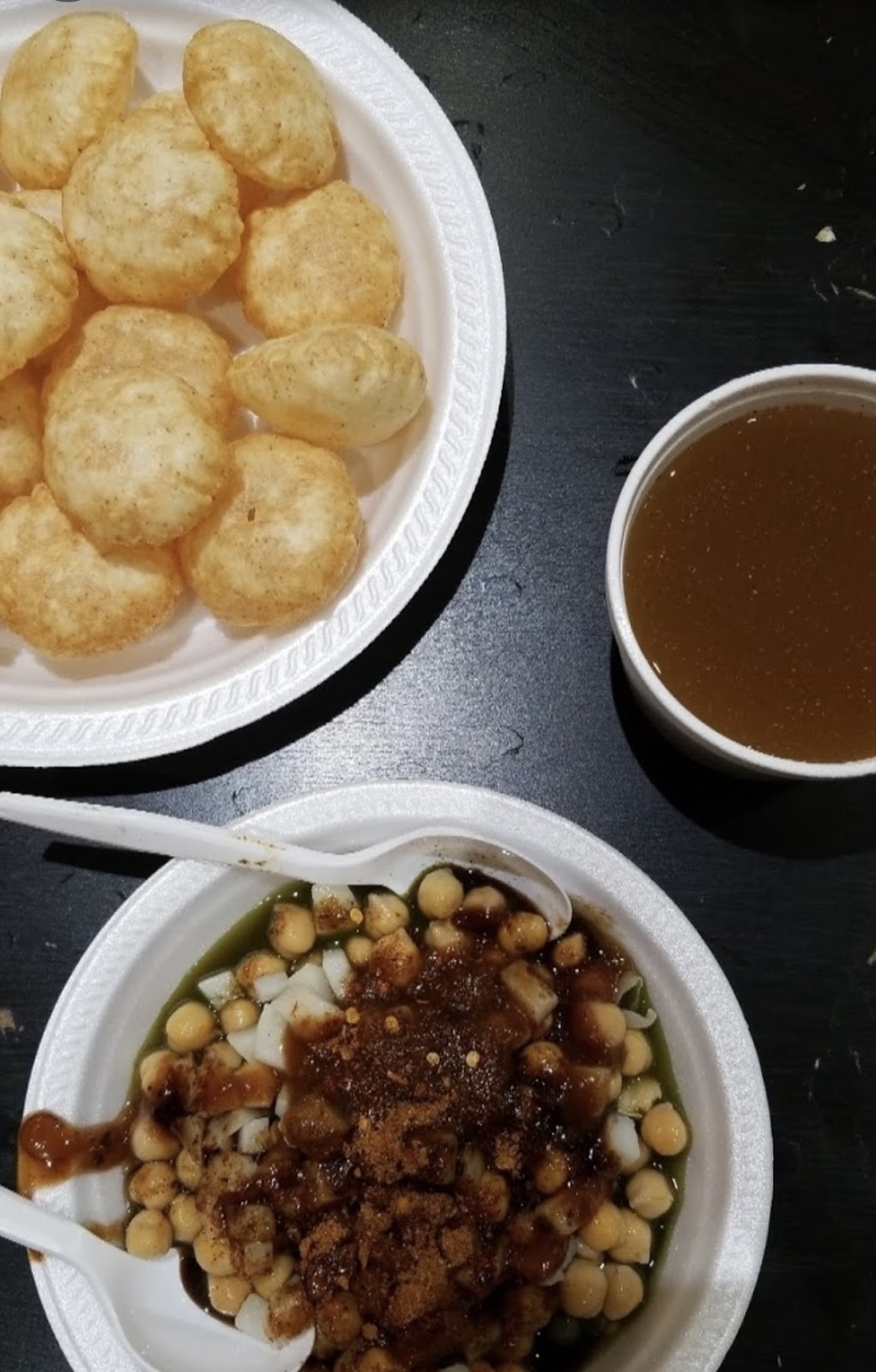 Punjab burger and chaat house | 558 Hartgrove Ln, Oshawa, ON L1K 2N3, Canada | Phone: (647) 219-4968
