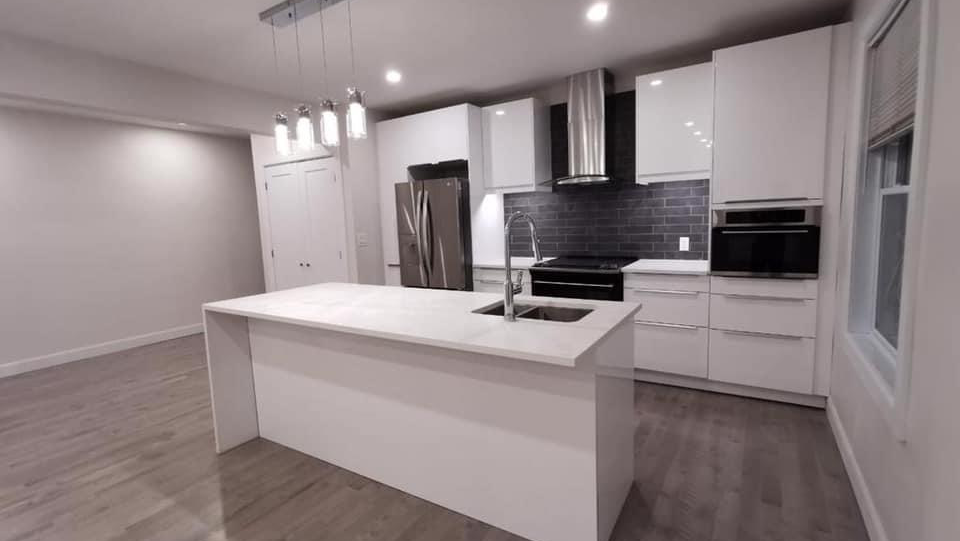 Revohouse inc. | 5792 Av. Parkhaven #1003, Côte Saint-Luc, QC H4W 0C2, Canada | Phone: (514) 994-5238