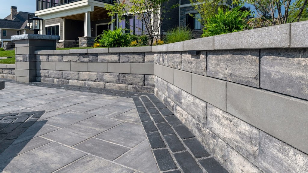 Waterloo Superior Landscaping | 10 Candle Crescent, Kitchener, ON N2P 2K7, Canada | Phone: (226) 989-8788