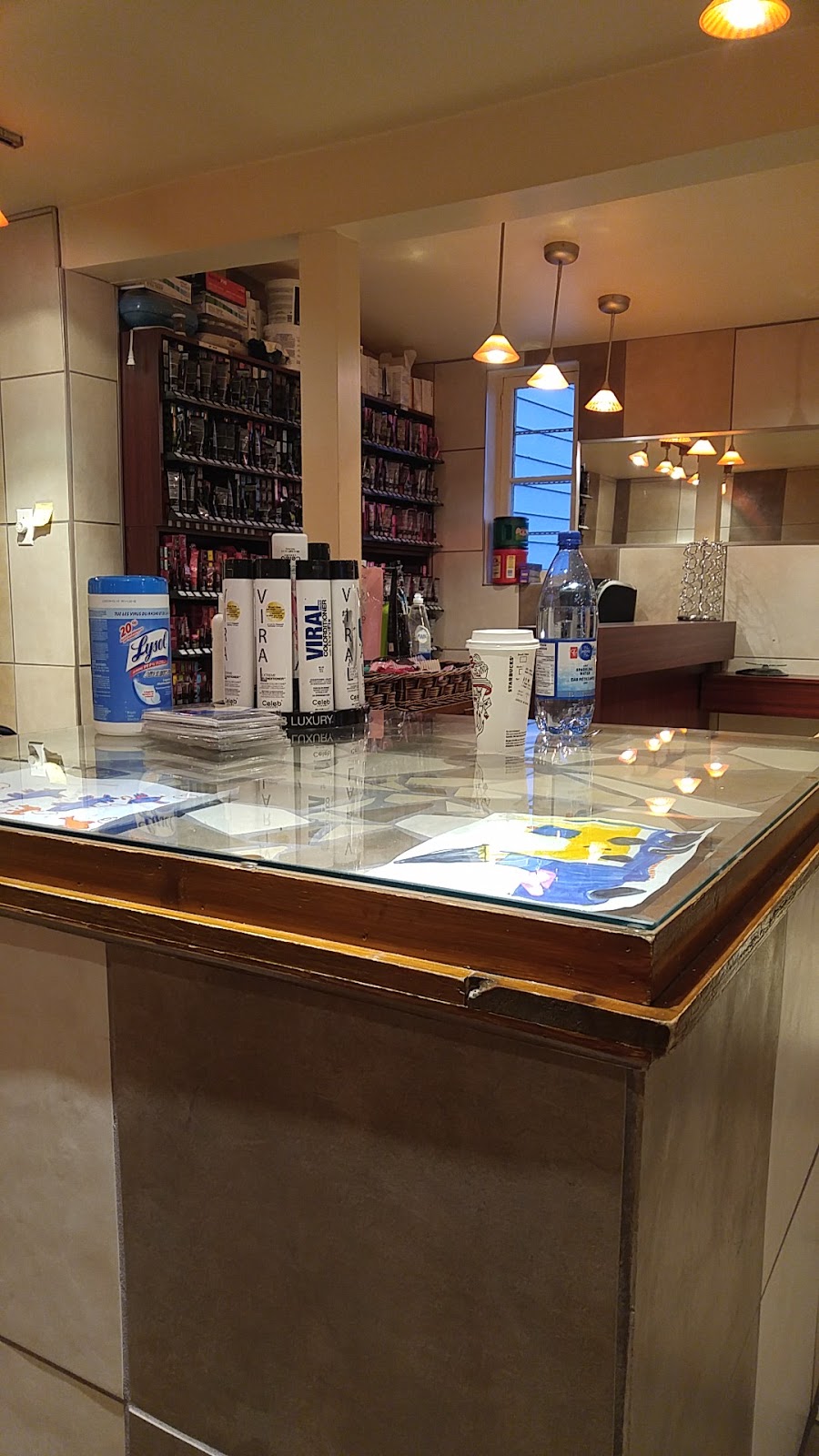 Meches Rebelles | 153 Bd Sainte-Rose, Laval, QC H7L 1L2, Canada | Phone: (450) 625-2622