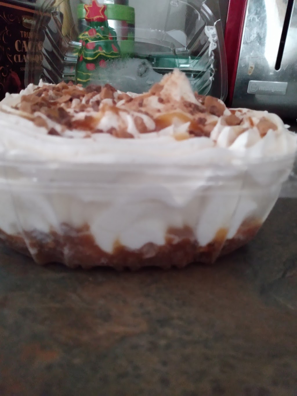 Frosty Queen Ltd | 143 Josephine St, Wingham, ON N0G 2W0, Canada | Phone: (519) 357-2191