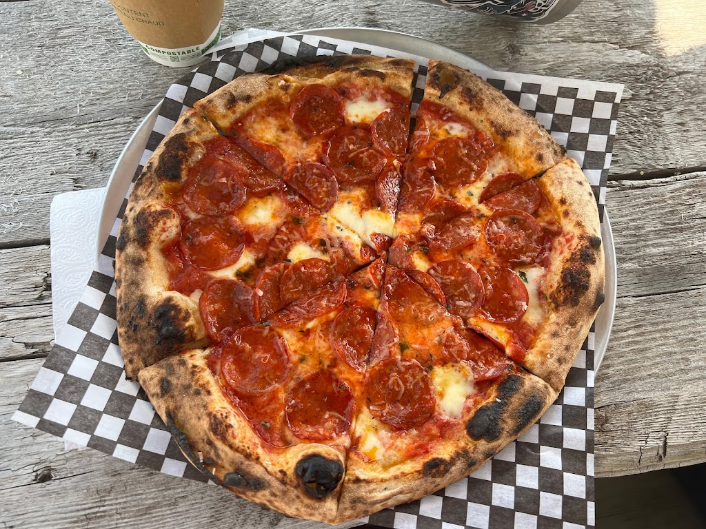 Graffito Pizza | 502A 8 Ave, Fernie, BC V0B 1M0, Canada | Phone: (250) 946-7550