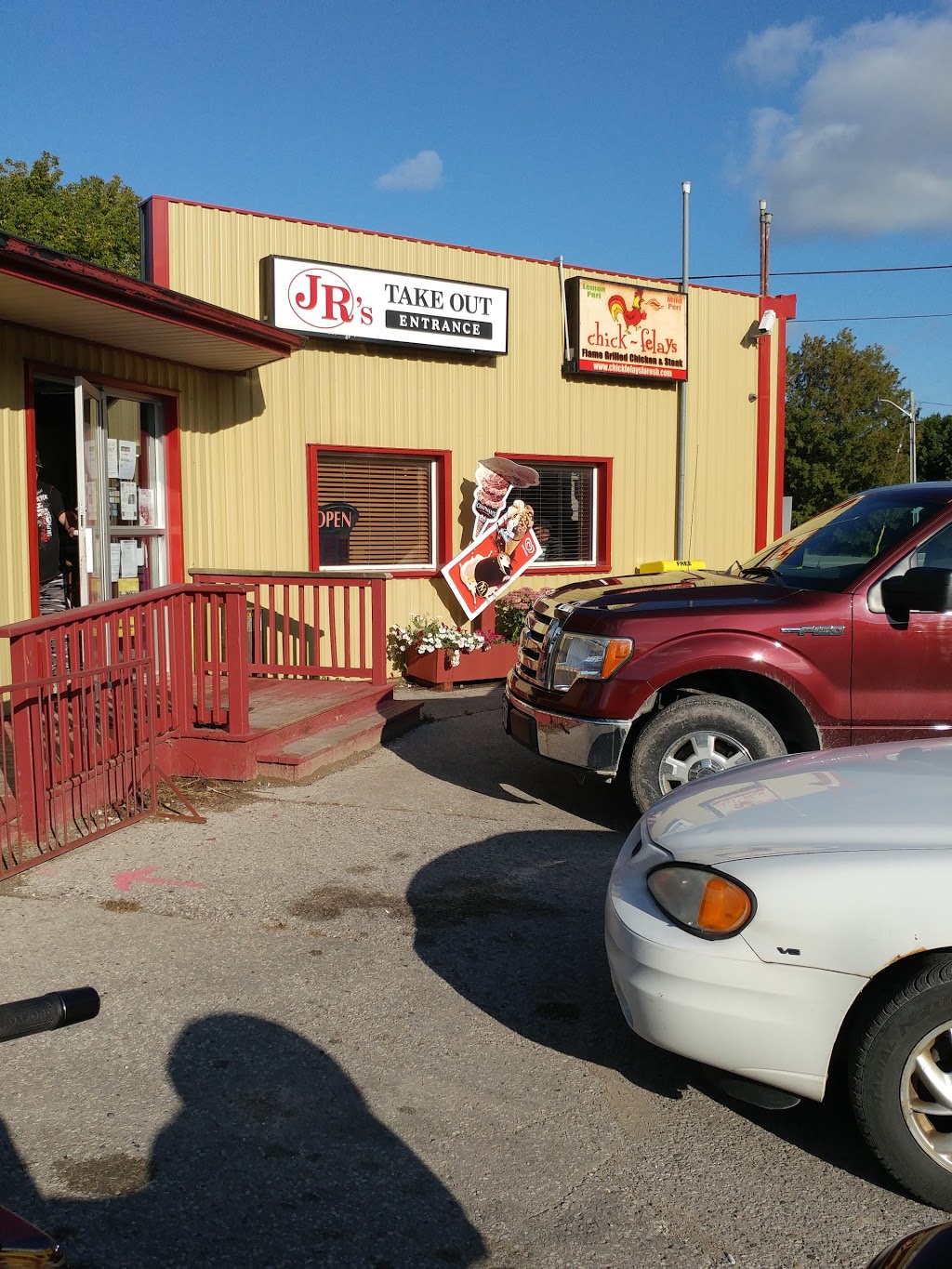 JRS GAS BAR & FAMILY RESTAURANT | 390 Turnberry St, Brussels, ON N0G 1H0, Canada | Phone: (519) 887-6951