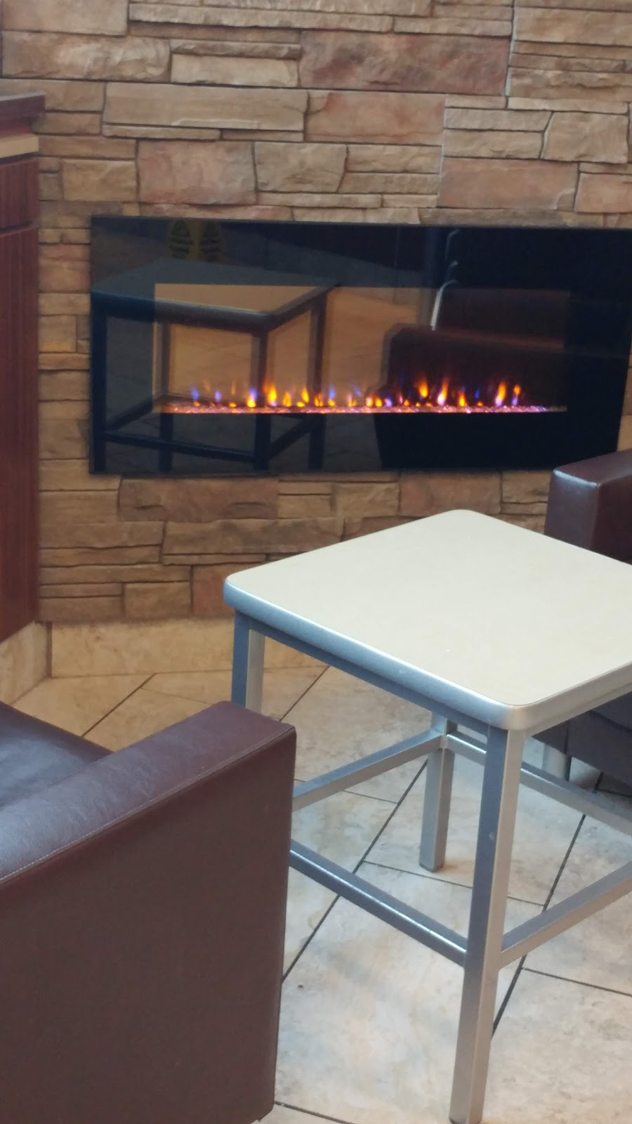 Tim Hortons | 433 Steeles Ave E, Milton, ON L9T 1Y6, Canada | Phone: (905) 878-6668