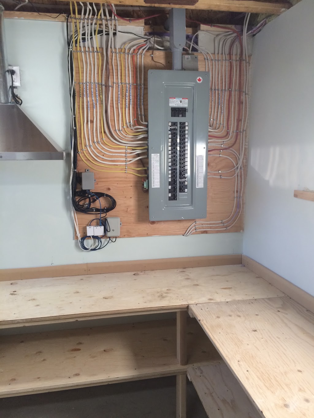 Hammer Electric | 29 Fagan Dr, Georgetown, ON L7G 4P4, Canada | Phone: (905) 702-0726