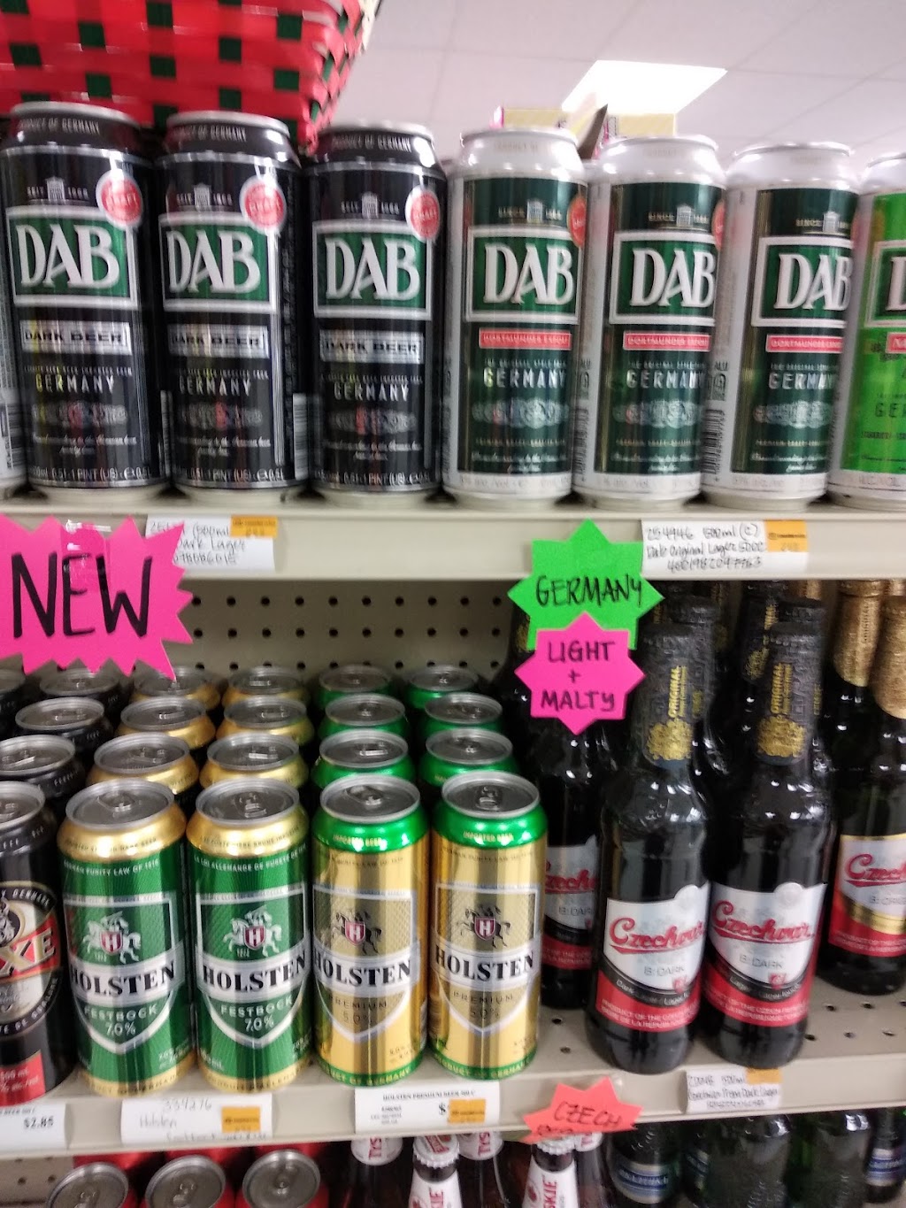 Ellis Pharmacy | 406 Main St, Manitou, MB R0G 1G0, Canada | Phone: (204) 242-2446