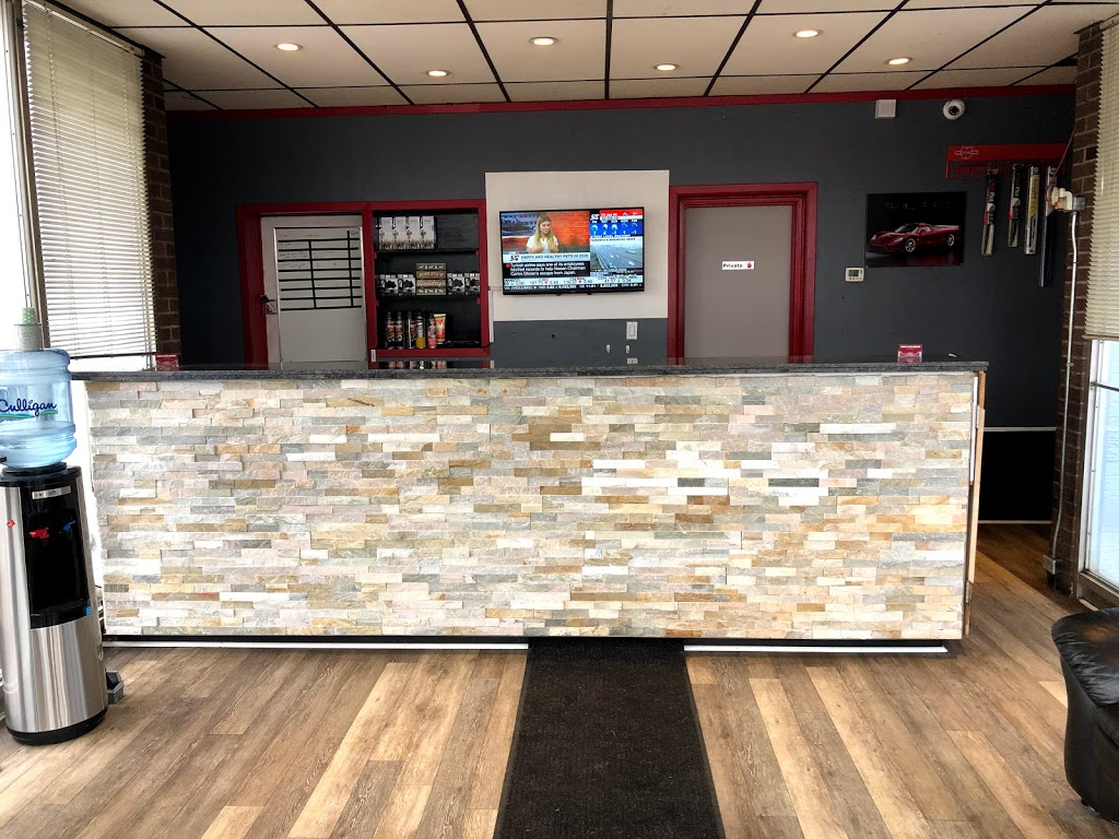 Zacks Auto Center | 260 Speers Rd, Oakville, ON L6K 2E9, Canada | Phone: (905) 815-8882