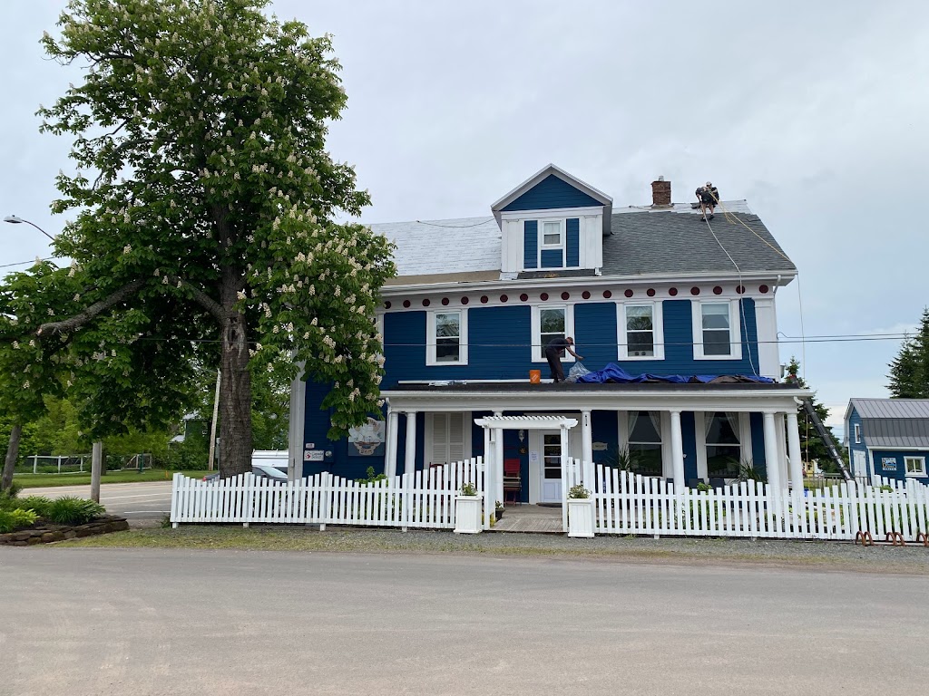 The Georgetown Inn | 62 Richmond St, Georgetown, PE C0A 1L0, Canada | Phone: (902) 652-2511