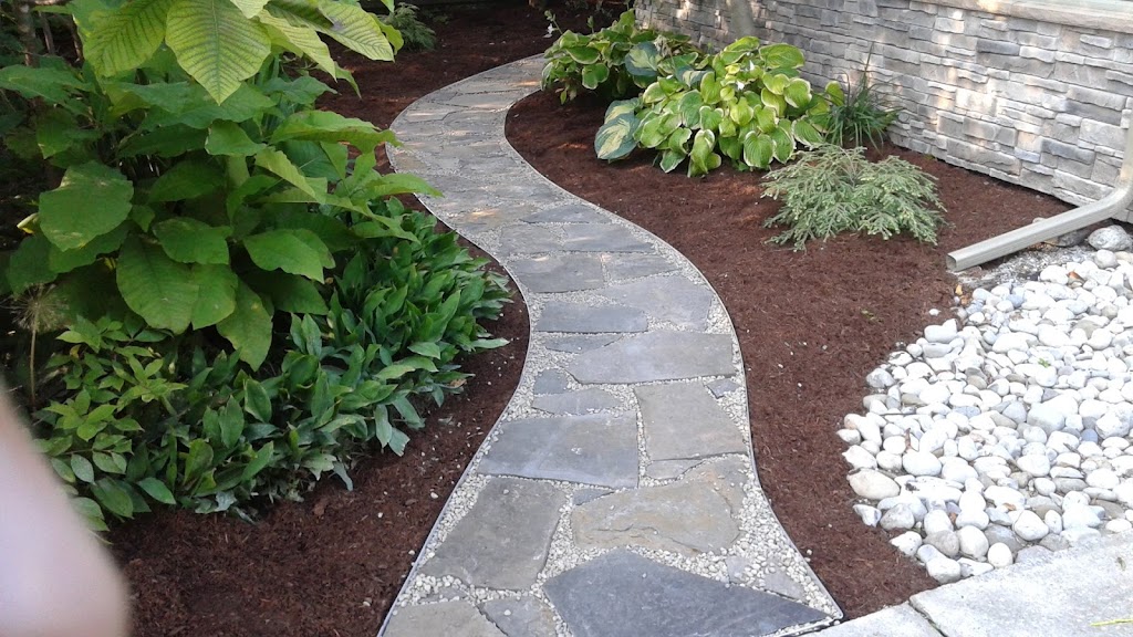 Gardeners Choice Landscaping | 29 Tuscarora St, Cayuga, ON N0A 1E0, Canada | Phone: (289) 370-0155
