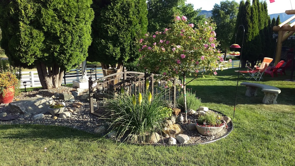 Arrow Lake Motel | 101 Oak St, Fauquier, BC V0G 1K0, Canada | Phone: (250) 269-7622
