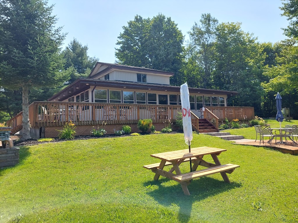 Lock42 Grill | 2605 Bonsor Rd, Washago, ON L0K 2B0, Canada | Phone: (705) 689-4242