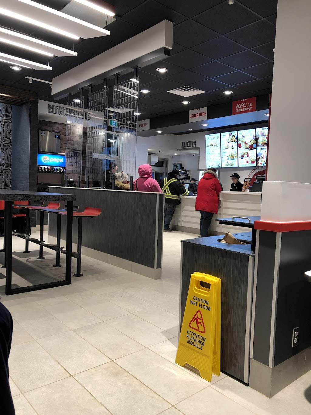 KFC | 160 Queensway East, Simcoe, ON N3Y 2N6, Canada | Phone: (226) 401-3825