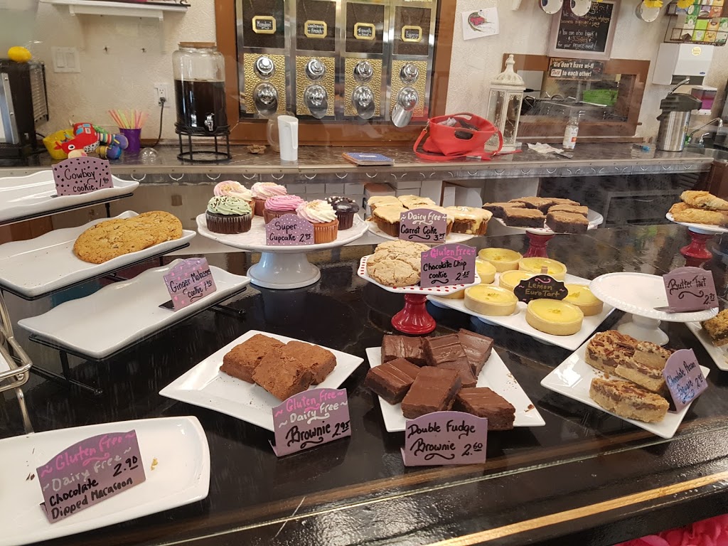 3 Sisters Bakeshop | 2211 Arch Street, Ottawa, ON K1H 2H5, Ottawa, ON K1G, Canada | Phone: (613) 695-9122