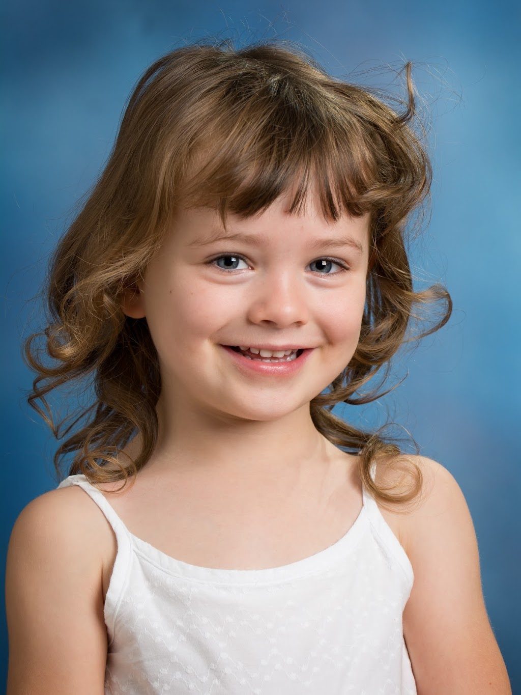 Magic Portraits | 695 Townline Rd N, Courtice, ON L1E 2J4, Canada | Phone: (905) 576-9526