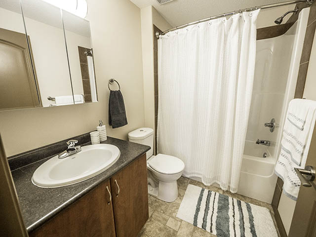 Elizabeth Gardens Apartments | 5407 162 Ave NW #5403, Edmonton, AB T5Y 0Z2, Canada | Phone: (780) 371-1919