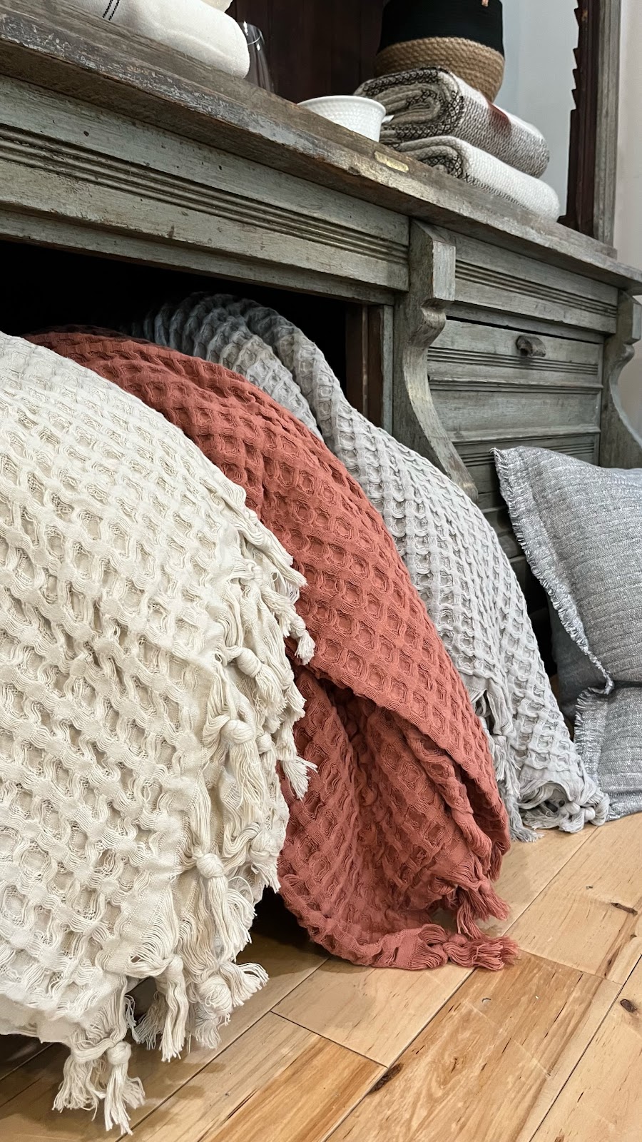 Misty Creek Home Store | 27 Balsam Ave #1, Bragg Creek, AB T0L 0K0, Canada | Phone: (403) 949-0033