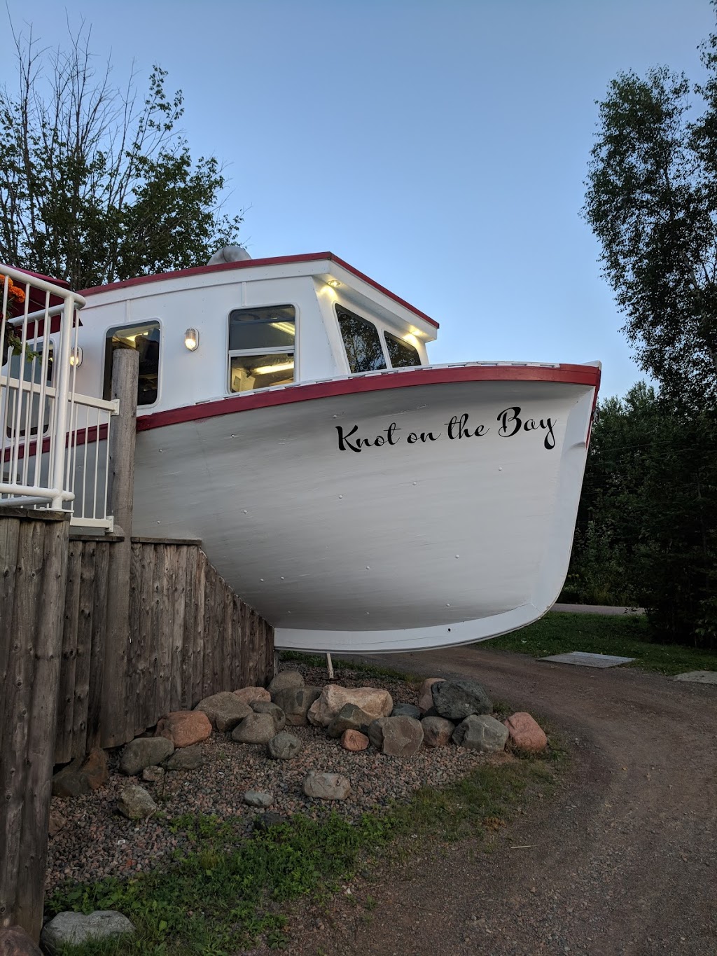 Catch of the Bay Fish and Chip Boat | 10682 NS-4, Debert, NS B0M 1G0, Canada | Phone: (902) 662-2816