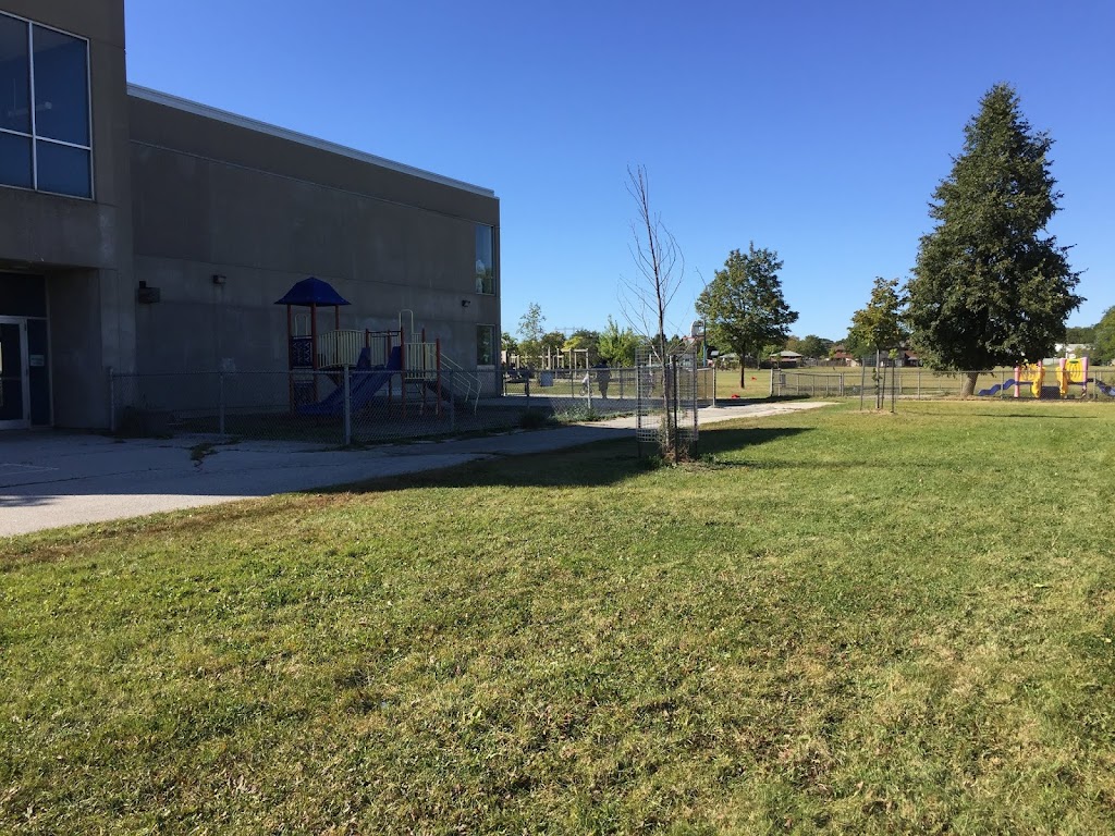 Melody Village Junior Public School | 520 Silverstone Dr, Etobicoke, ON M9V 3L5, Canada | Phone: (416) 394-7620