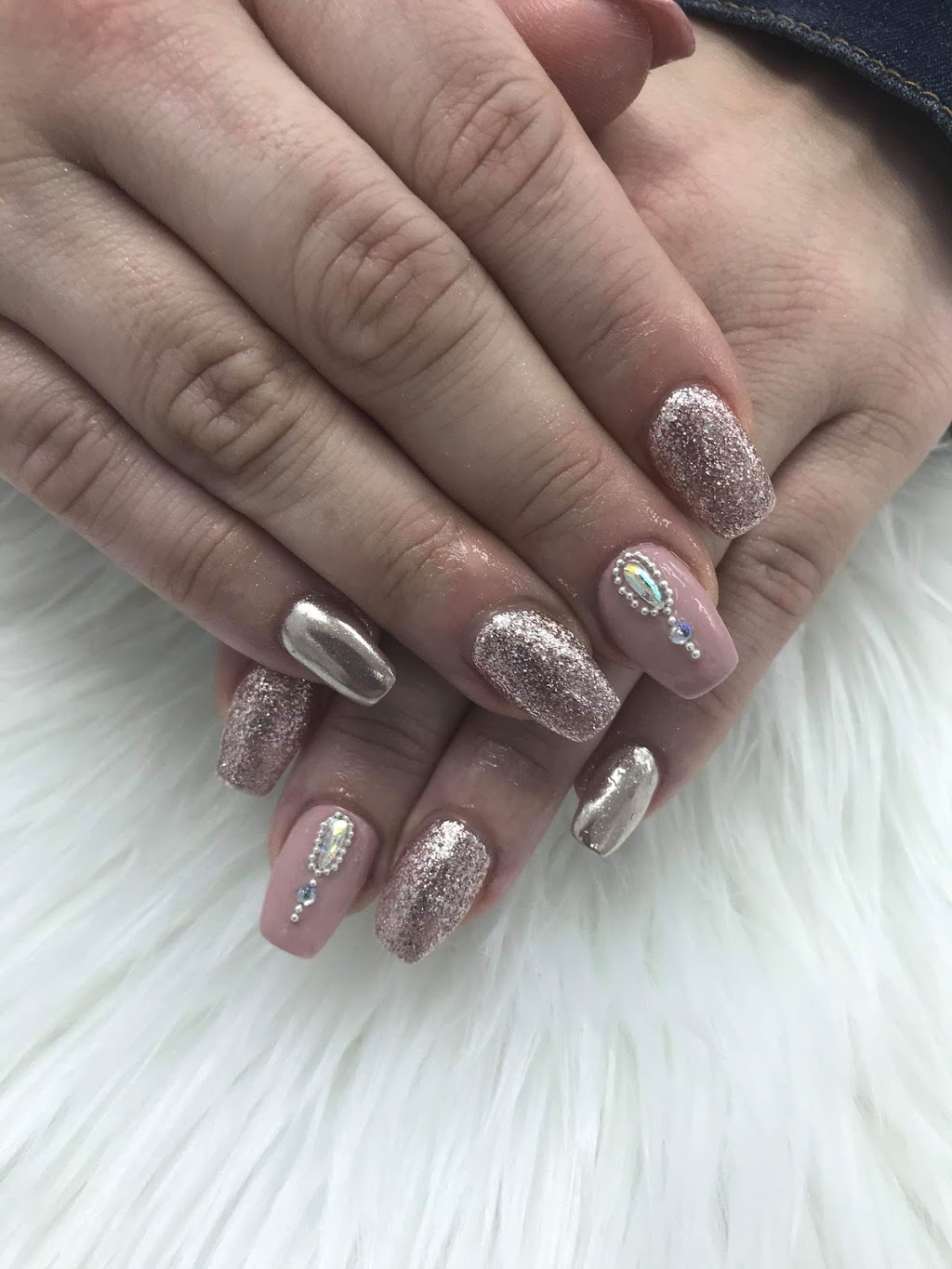 LE NAILS | 224 Glenridge Ave Unit 7, St. Catharines, ON L2T 3J9, Canada | Phone: (905) 684-0460