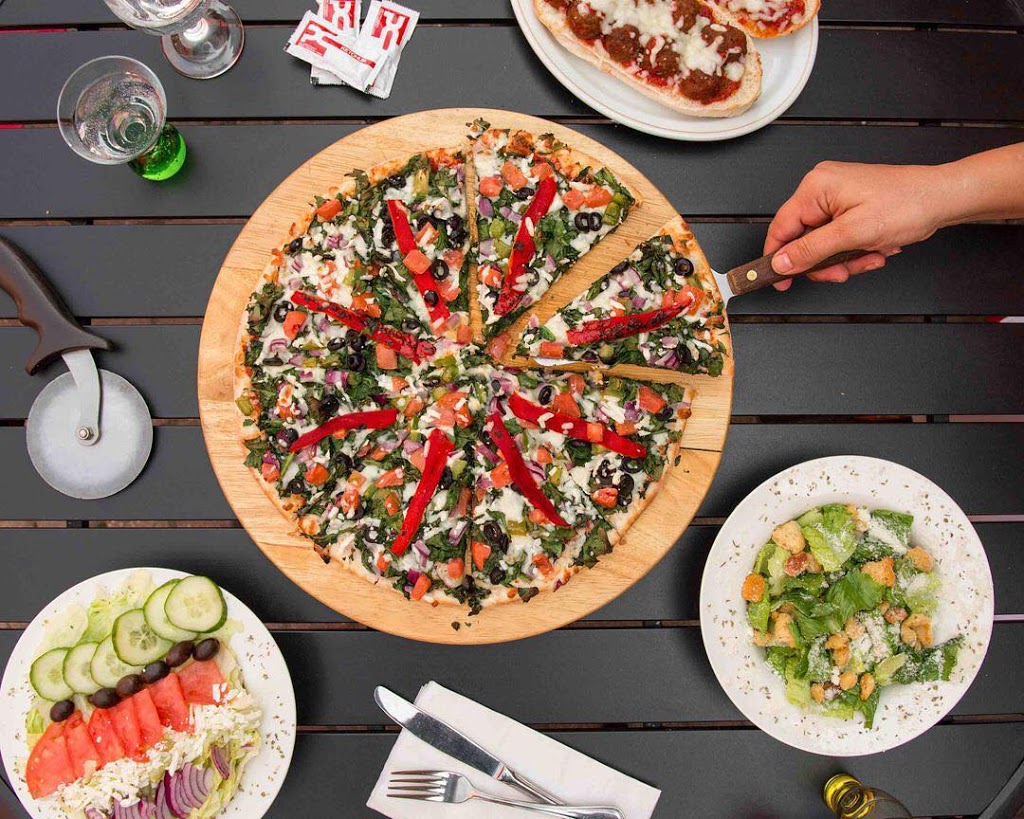 Big Mans Pizza | 1528 Bayview Ave, Toronto, ON M4G 3B6, Canada | Phone: (416) 485-8888