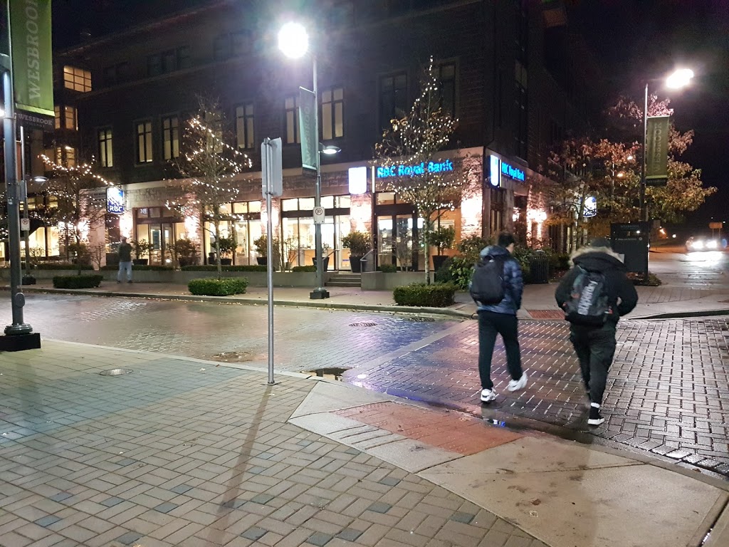 RBC Royal Bank | 5905 Berton Ave, Vancouver, BC V6S 0B3, Canada | Phone: (604) 221-5702