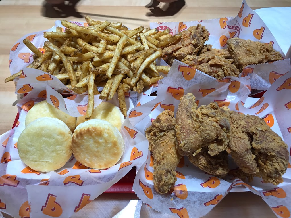 Popeyes Louisiana Kitchen | 2060 Symons Valley Pkwy NW, Calgary, AB T3P 0M9, Canada | Phone: (587) 356-3755