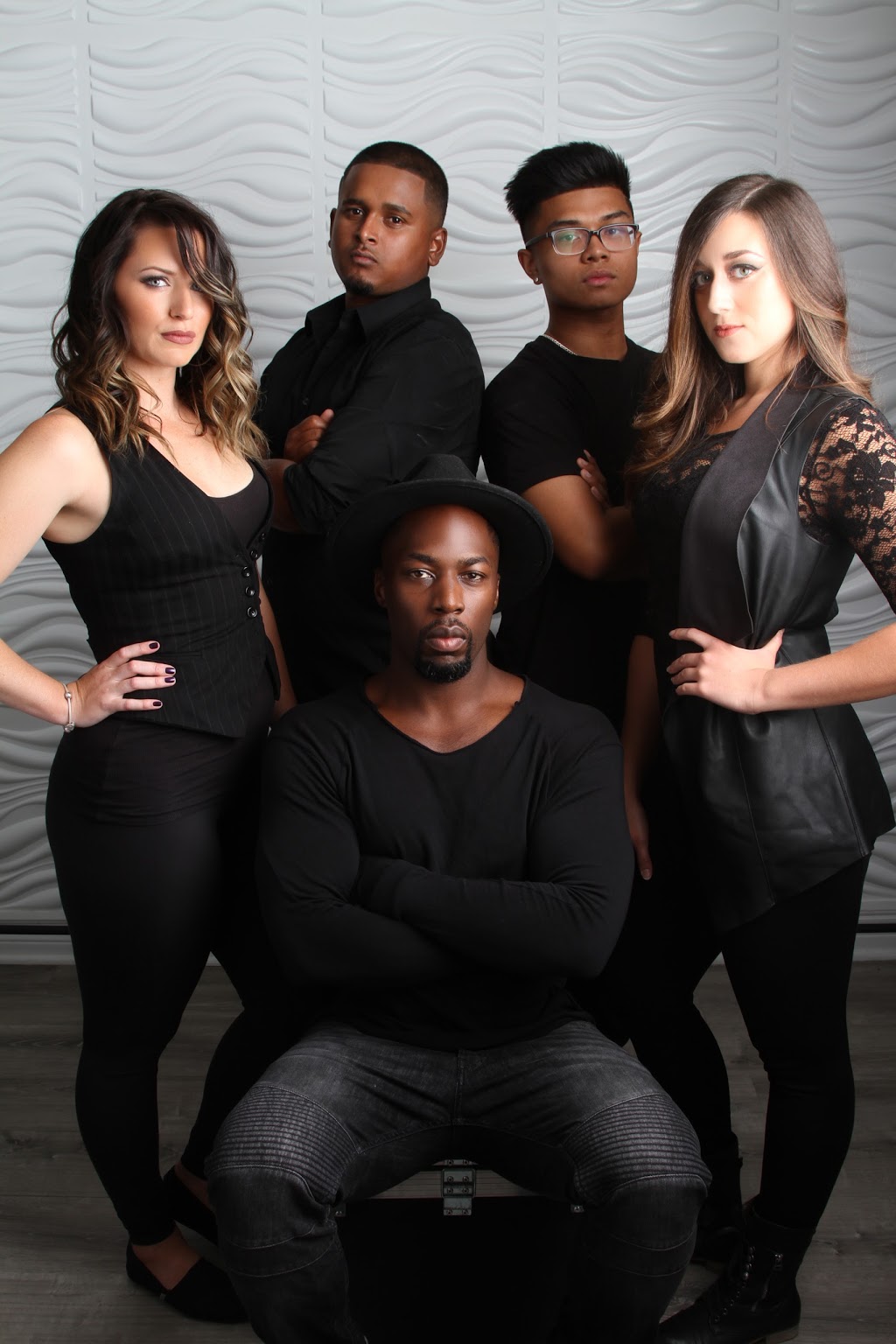 Iconz Hair Studio | 1477 Bayly St, Pickering, ON L1W 3R5, Canada | Phone: (905) 492-7200