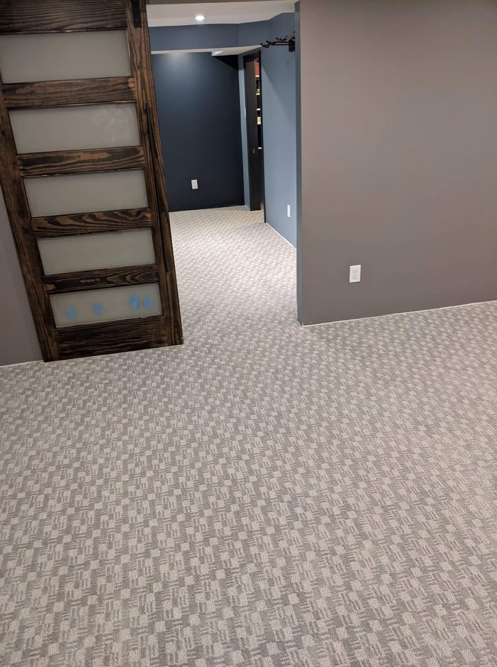 Kings Flooring Ltd. | 78 King St W, Oshawa, ON L1H 1A6, Canada | Phone: (905) 432-9029