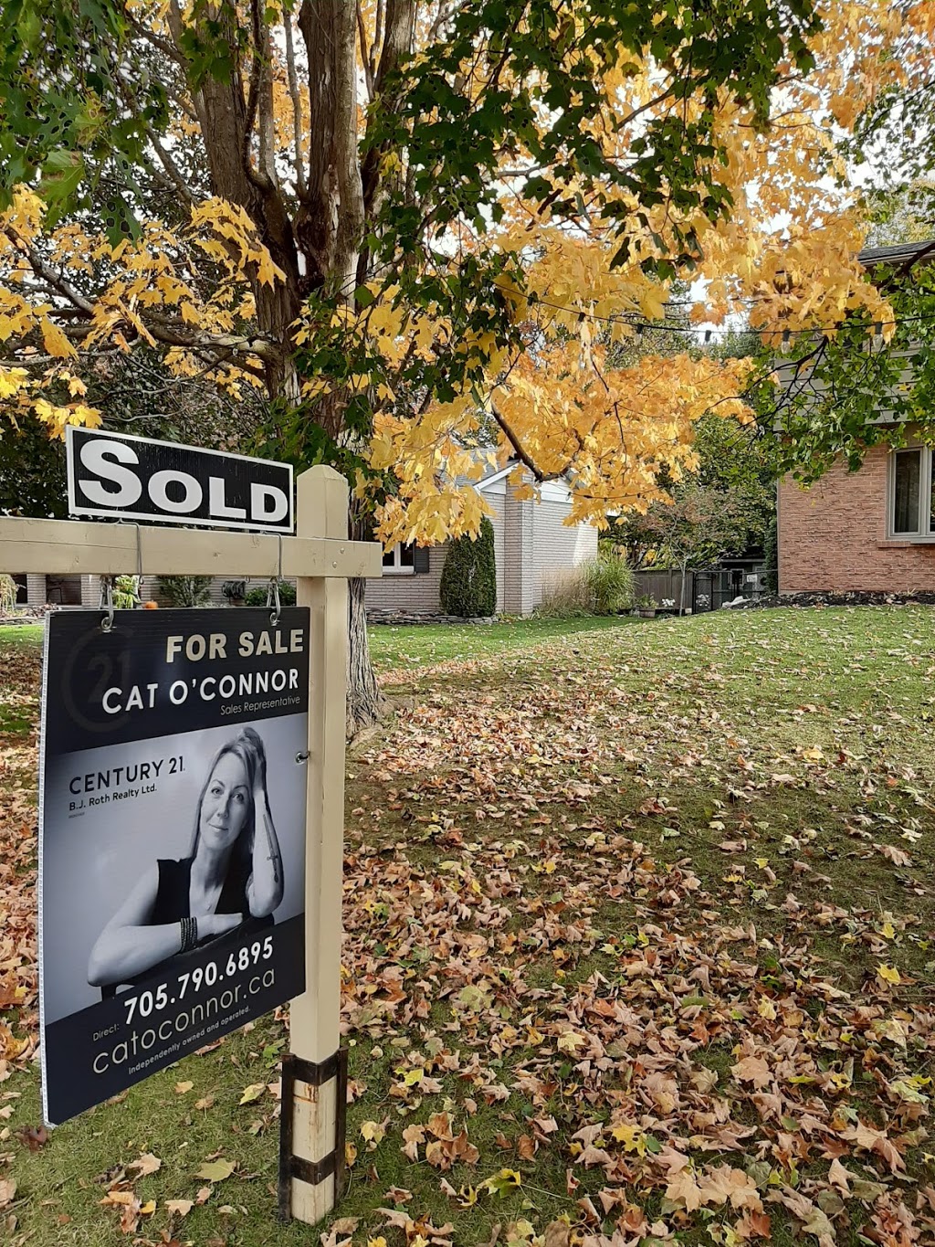 Cat OConnor, Realtor Century 21, Orillia | West Street N, Orillia, ON L3V 5E3, Canada | Phone: (705) 790-6895