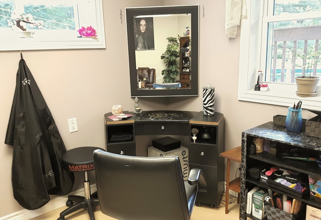 Jennifer Hains coiffeuse/styliste | 104 Rue Bonnette, Cowansville, QC J2K 1L6, Canada | Phone: (450) 577-5541