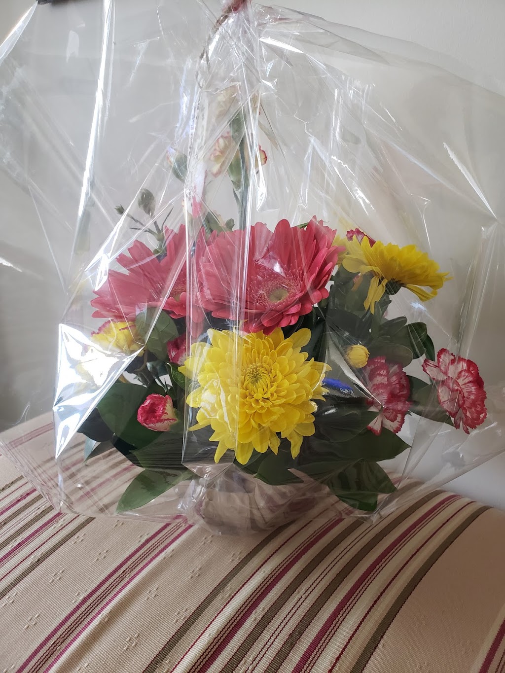 A Flower for your Thoughts | Fireside Dr, Breslau, ON N0B 1M0, Canada | Phone: (519) 635-9340