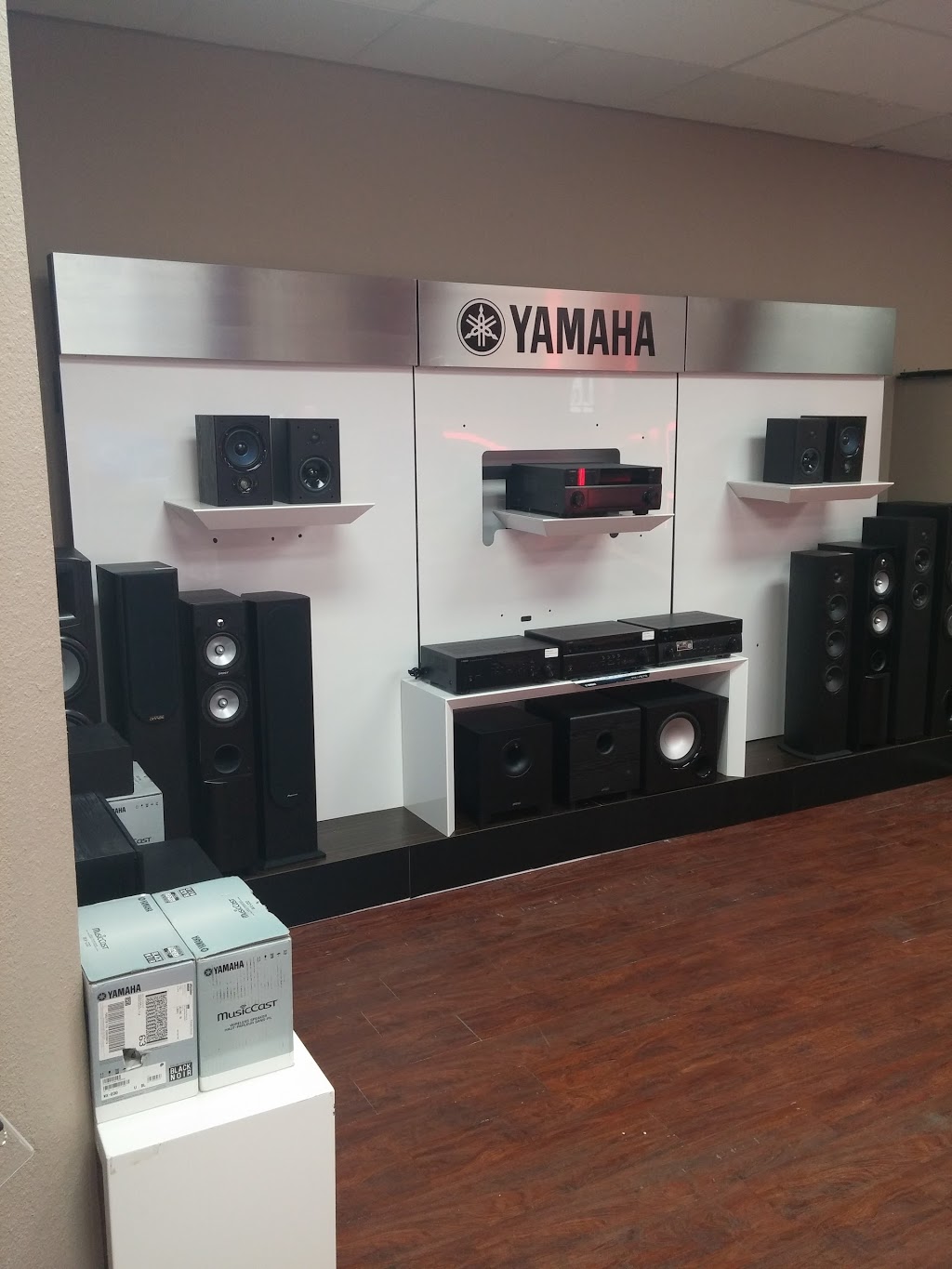 Online Electronics Inc | 871-2, Niagara St, Welland, ON L3C 6Y1, Canada | Phone: (905) 734-1090