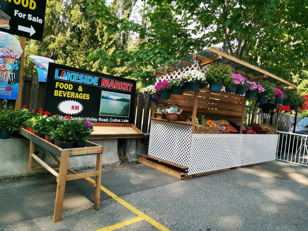 Lakeside Market Cultus Lake | 3776 Columbia Valley Rd, Cultus Lake, BC V2R 5A3, Canada | Phone: (604) 464-9433