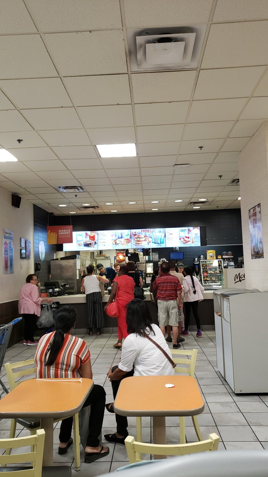 McDonalds | Town Centre, 31 Tapscott Rd, Scarborough, ON M1B 4Y7, Canada | Phone: (416) 754-8071