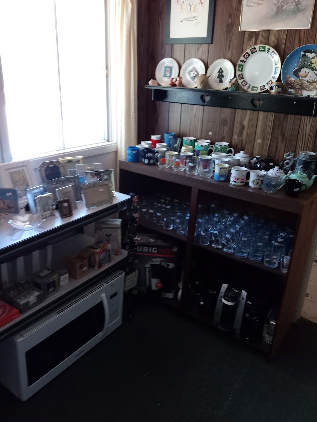 UKRAINIAN SANCTUARY THRIFT AND YARDSALE | 22668 Hwy 41, Denbigh, ON K0H 1L0, Canada | Phone: (613) 333-2221